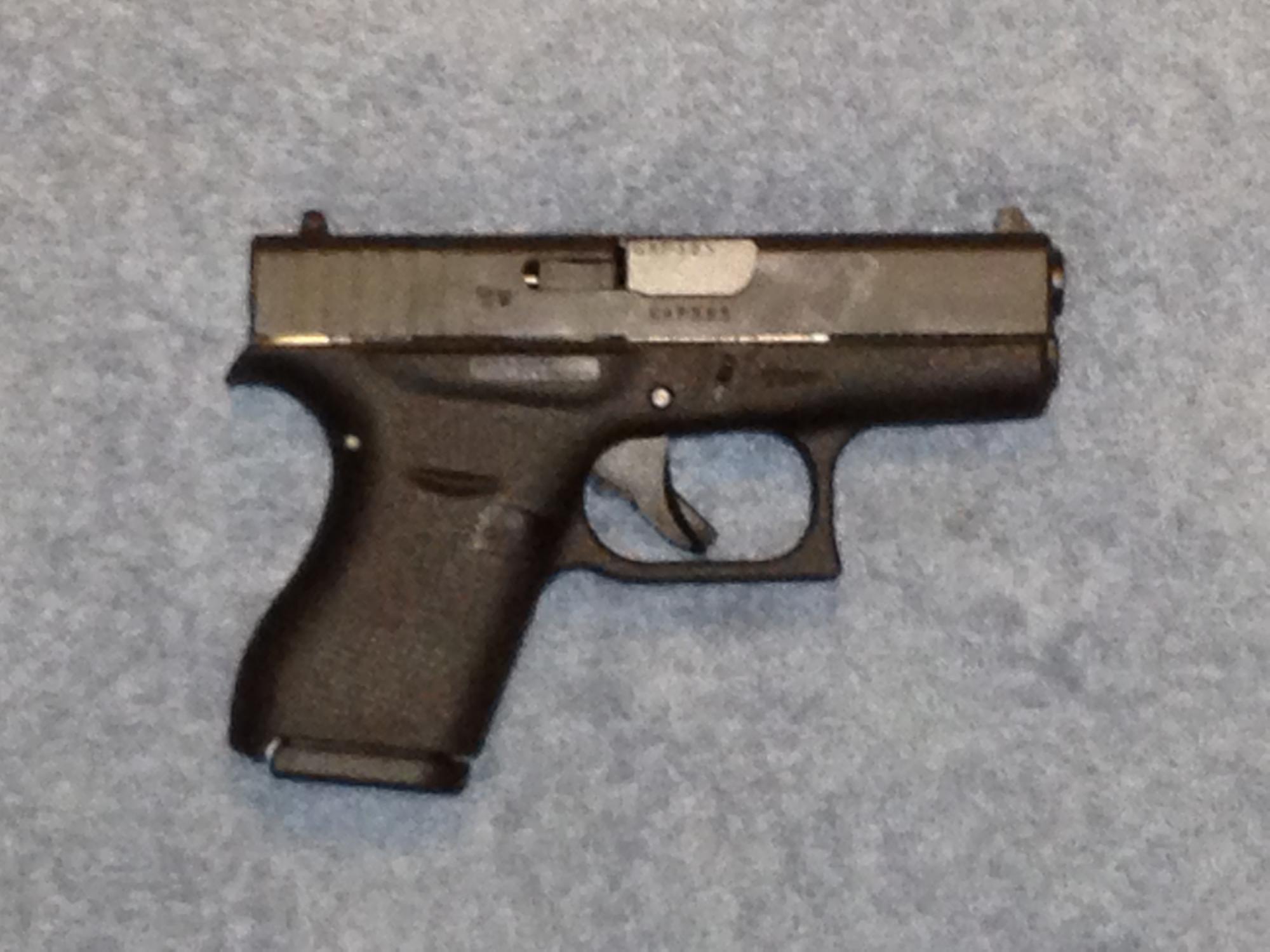 380 acp (9 mm kort) dette er våpen som brukes primært til spesial felt ...